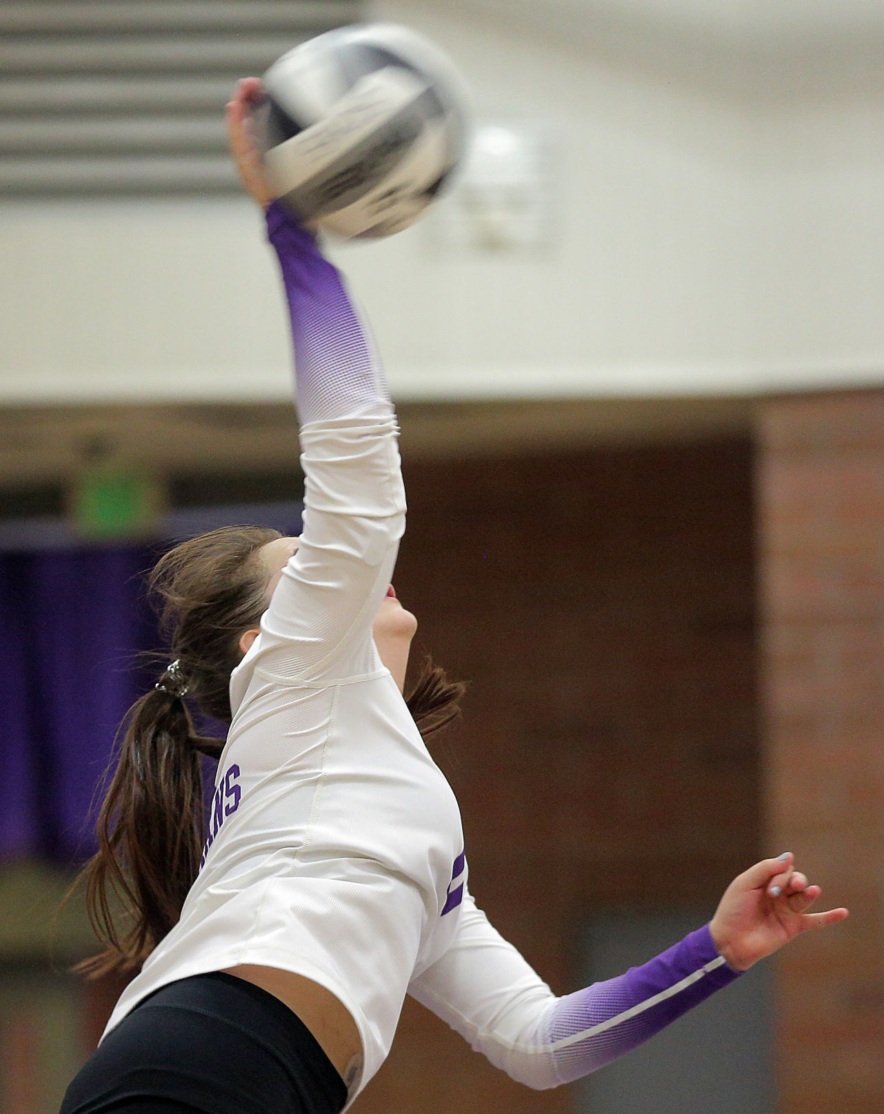 Truckee at Spring Creek Volleyball 88.jpg
